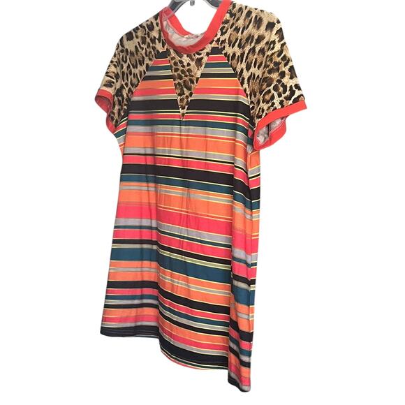 SOUTHERN STITCH T-SHIRT SHORT SLV CREW NECK, WOMEN, L, MULTICOLOR ANIMAL/STRIPES - Picture 5 of 12